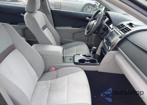 2014 Toyota Camry Le z USA, uszkodzony, nr VIN 4T4BF1FK7ER435735